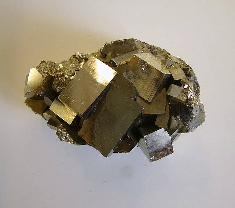 La pirita, el mineral sin valor que confundían con oro, contiene litio