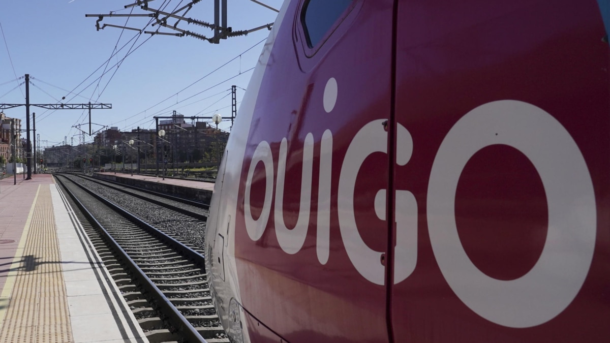 Cabina de un tren Ouigo de la línea Madrid-Valladolid.