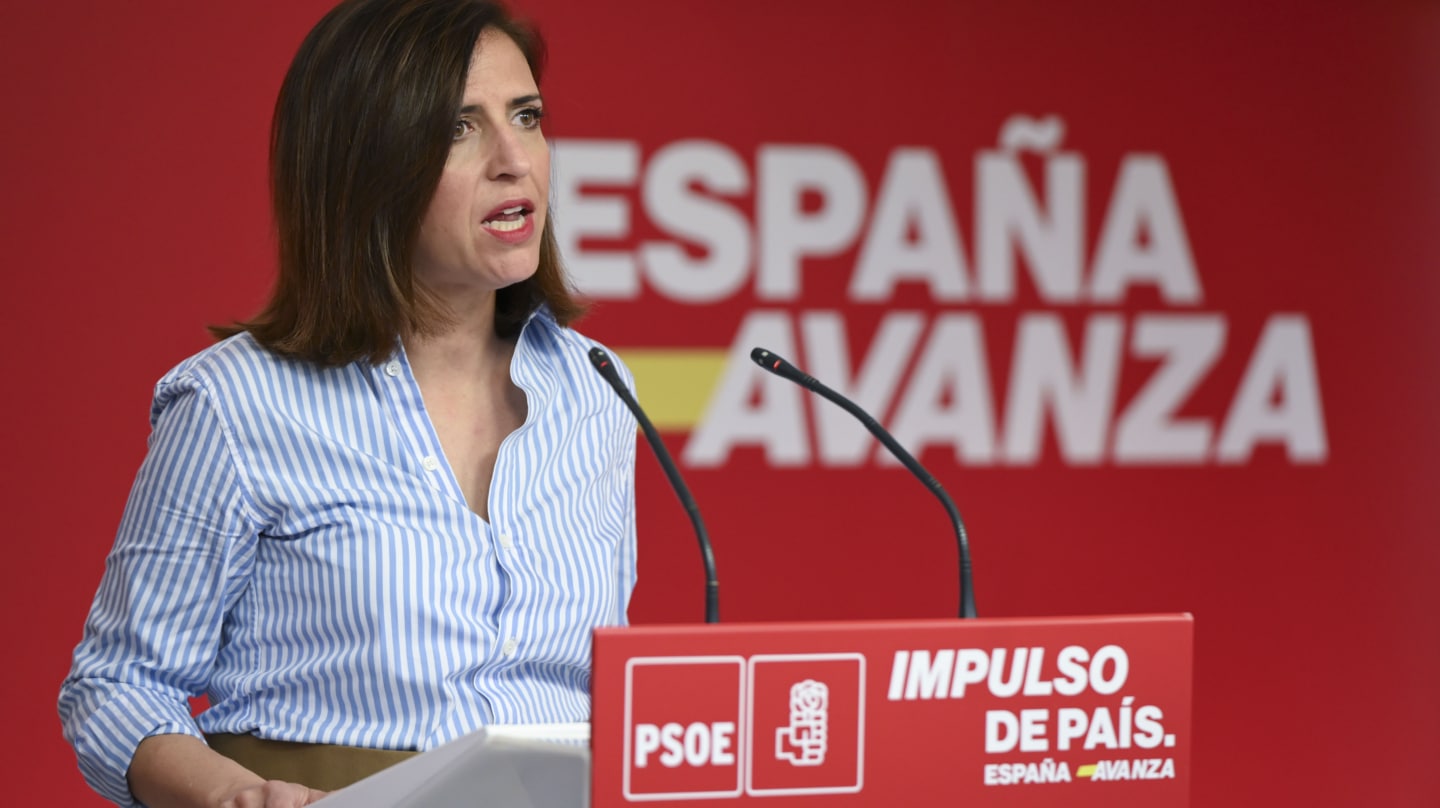 MADRID, 15/04/2024.- La portavoz de la Comisión Ejecutiva Federal del PSOE, Esther Peña, da una rueda de prensa este lunes en la sede del partido en Madrid. EFE/ Fernando Villar