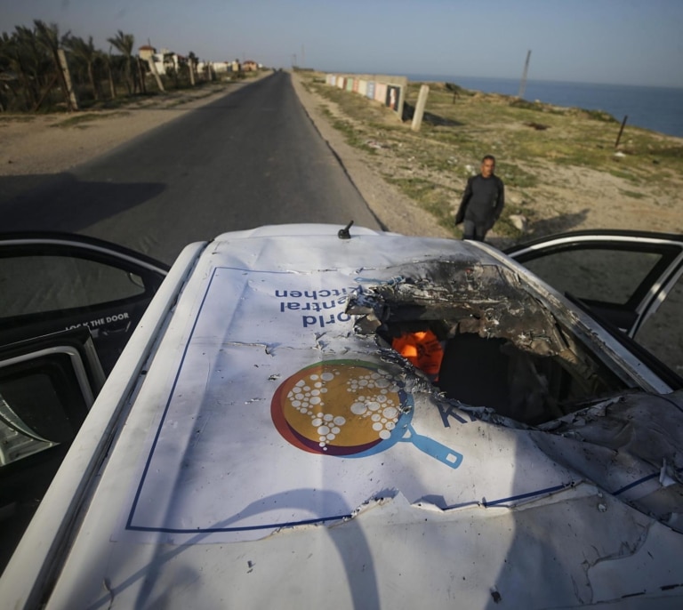 El asesinato de siete cooperantes de la ONG de José Andrés marca un punto de inflexión en la guerra en Gaza