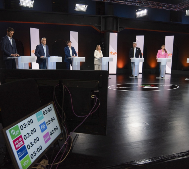 PNV y PSE se acusan en el primer debate de buscar pactos con Bildu, "lo están deseando"