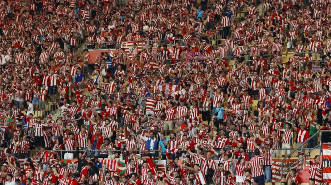 Más gritos de "¡Athletic!" que pitos al Rey durante el himno en la final de Copa