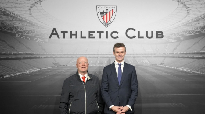 Un aficionado del Athletic Club muere tras ver el paso de la Gabarra
