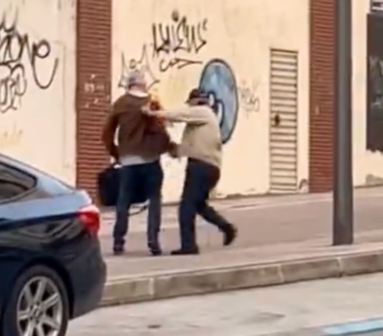 El PSOE denuncia la agresión al exalcalde de Ponferrada por parte de manifestantes de extrema derecha