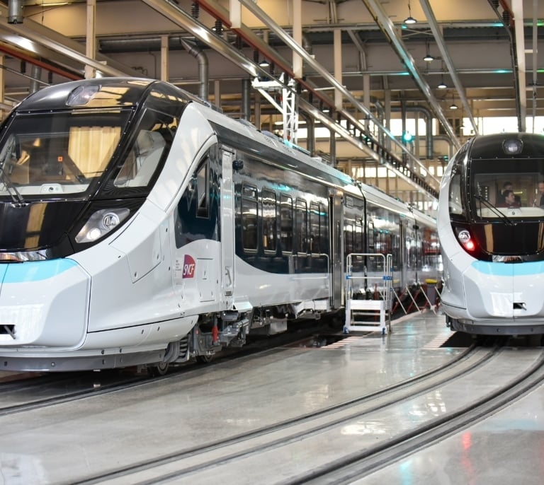 España concede a Marruecos un préstamo de más de 750 millones de euros para la compra de trenes