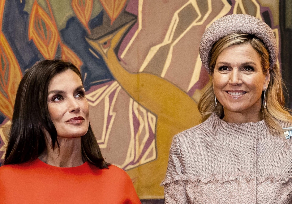 Máxima de Holanda y la reina Letizia durante la visita de este jueves al Festival de Cine Español de Ámsterdam.