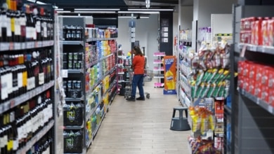 Cervezas, refrescos y aguas: el último nicho que resiste al auge de la marca blanca en los supermercados