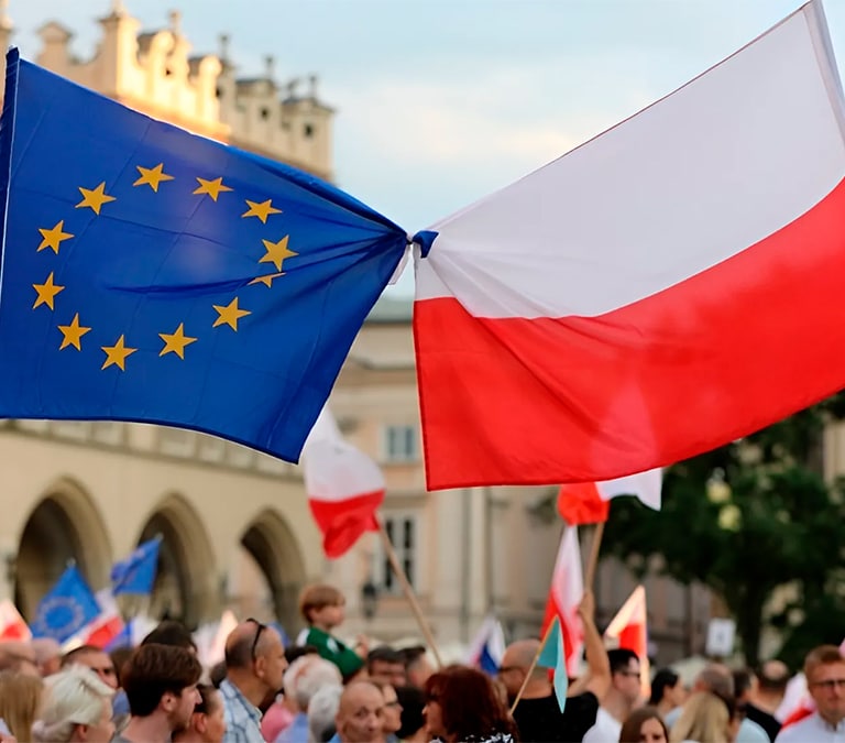 Veinte años después de la gran ampliación, Polonia está desplazando a España en la UE