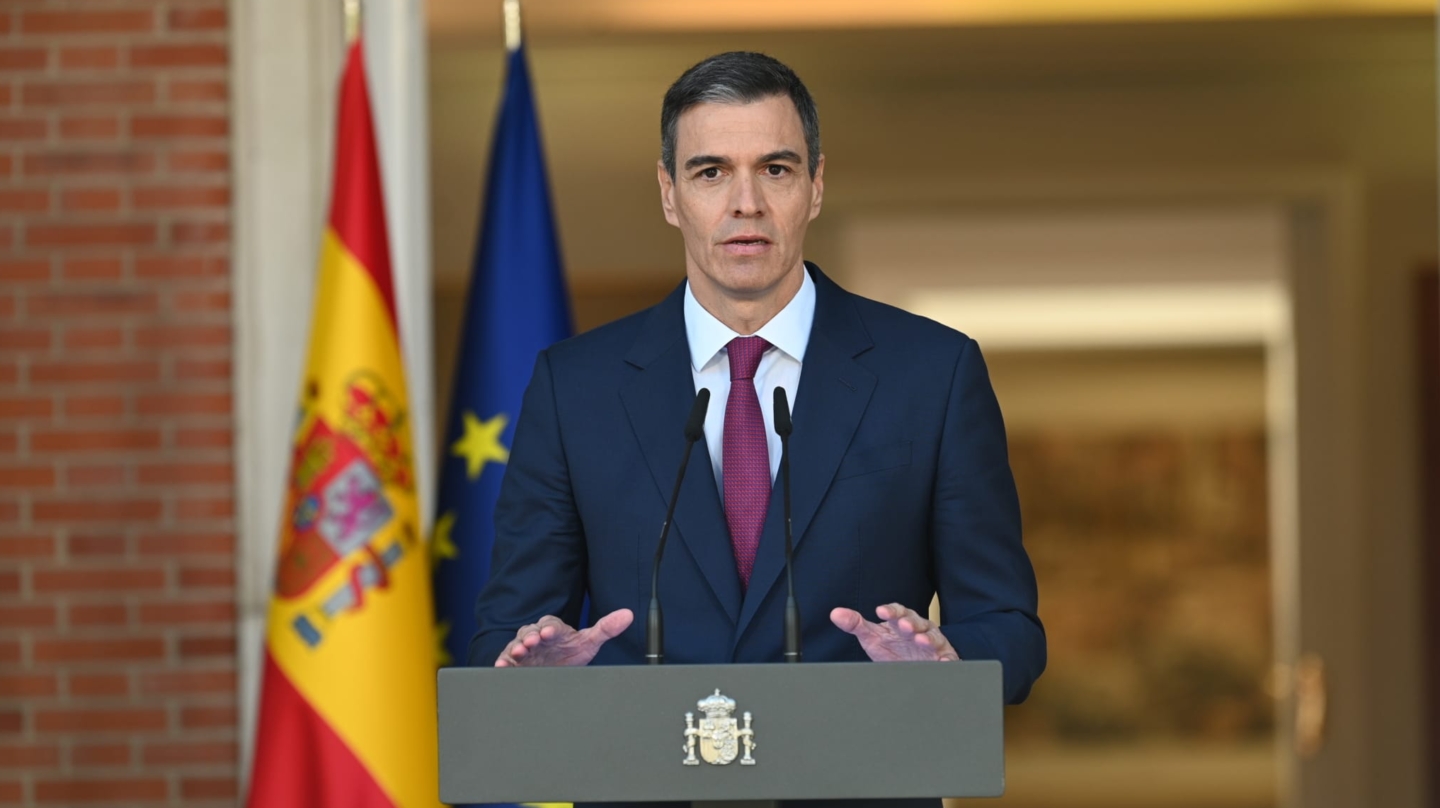El presidente del Gobierno, Pedro Sánchez, durante su declaración institucional y sin preguntas en el palacio de la Moncloa, este 29 de abril de 2024.