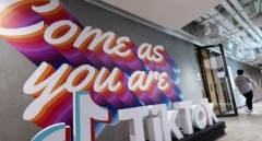 Ultimátum de Bruselas a TikTok: amenaza con cerrar la app por adictiva