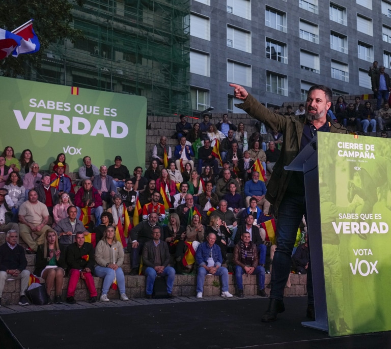 Vox confía en la resistencia en Euskadi pese a las previsiones de mejora del PP