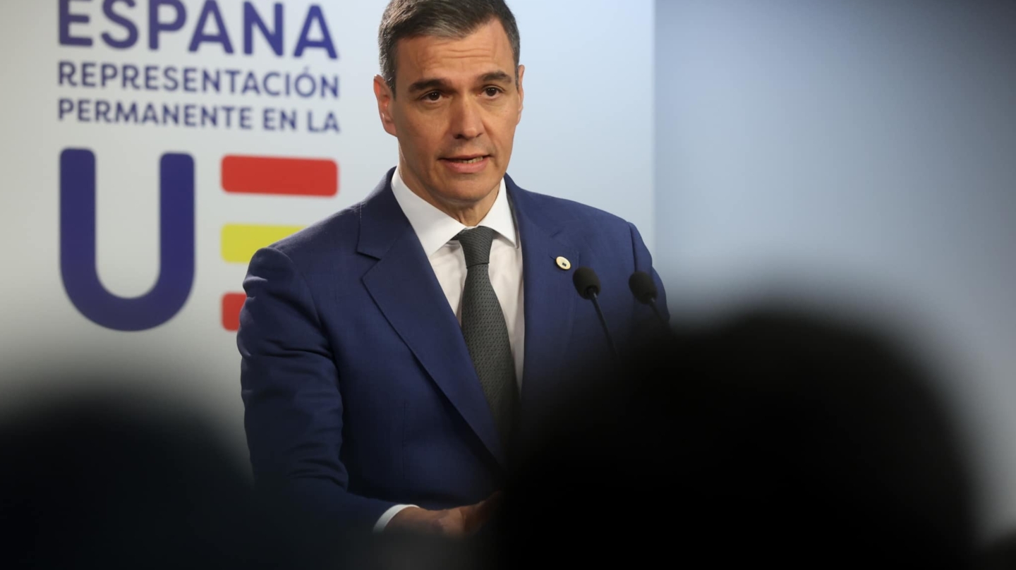 Brussels (Belgium), 18/04/2024.- Spain's Prime minister Pedro Sanchez during a special meeting of the European Council in Brussels, Belgium, 18 April 2024. EU leaders gather in Brussels for a two-day summit to discuss the economy and competitiveness, among other issues. (Bélgica, España, Bruselas) EFE/EPA/OLIVIER HOSLET