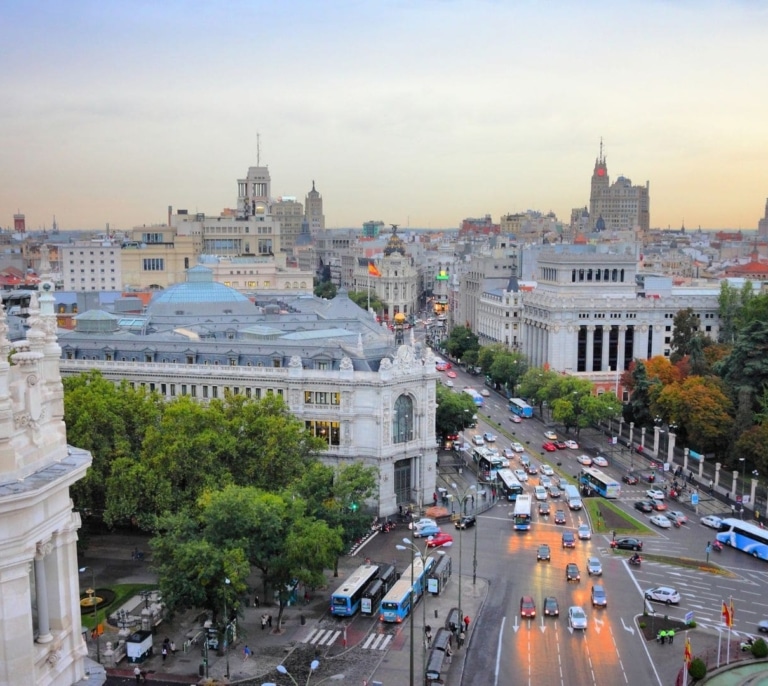 Todas las deducciones para pagar menos en la Renta 2023 si vives en Madrid