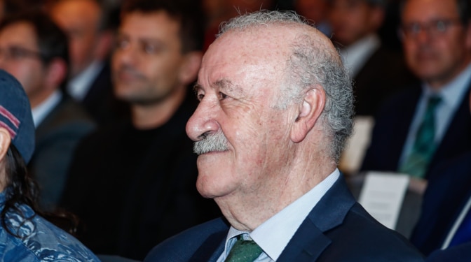 El Gobierno recurre a Del Bosque para representar al fútbol español y supervisar la Federación
