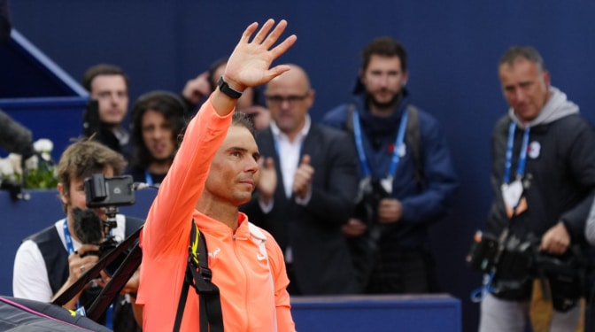 La ovación a Rafa Nadal tras su último partido en el Godó