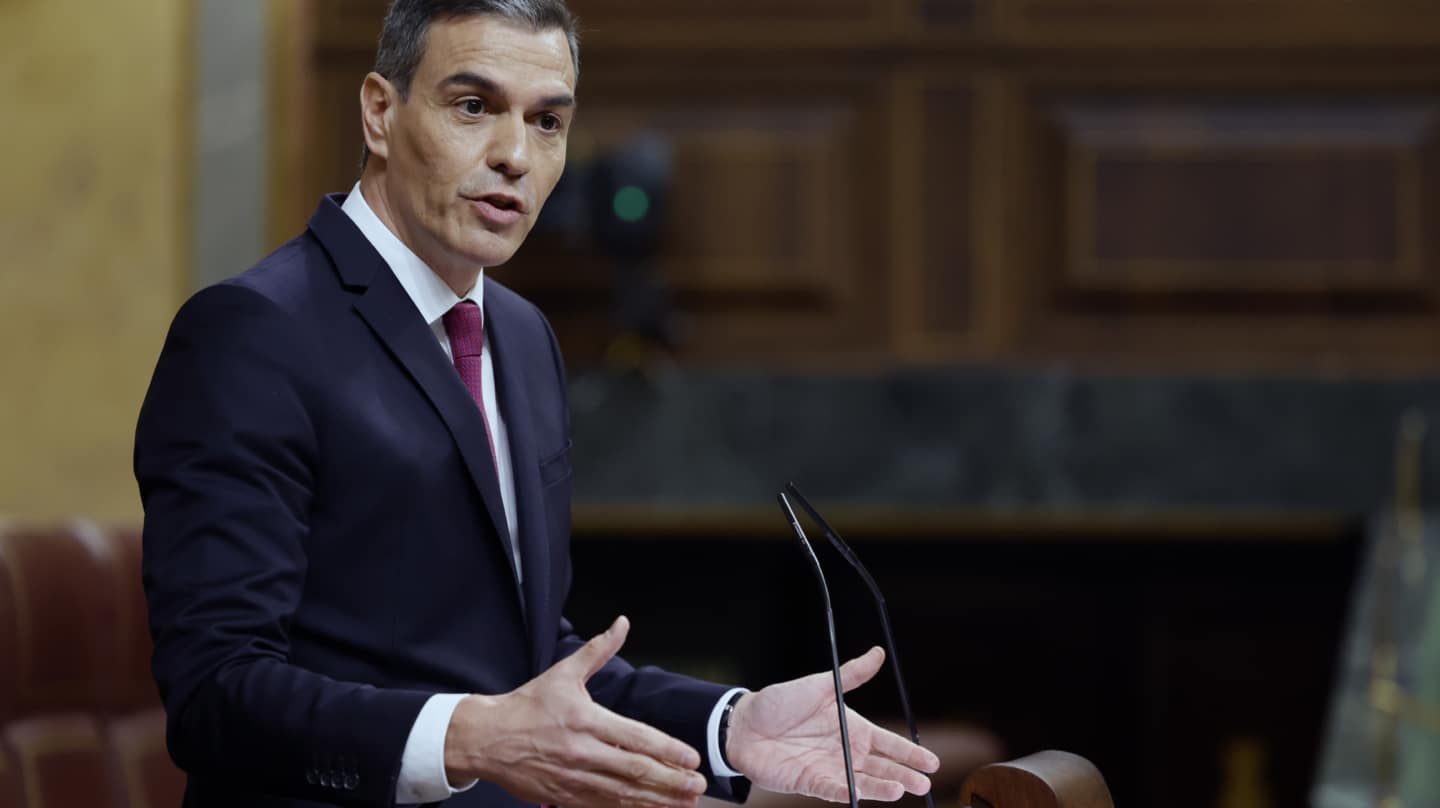 MADRID, 10/04/2024.- El presidente del Gobierno, Pedro Sánchez, interviene este miércoles en el Congreso. EFE/ Mariscal