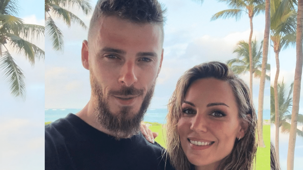 Edurne y David de Gea posan juntos en una de las imágenes de sus paradisiacas vacaciones familiares.