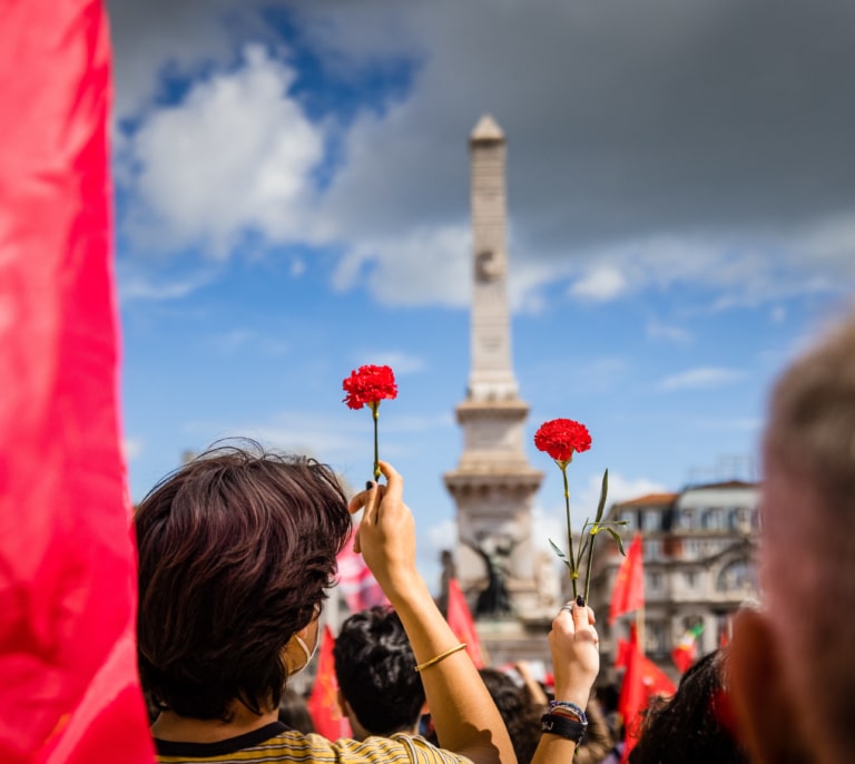 De la Revolución de los Claveles a Chega: 50 años de renovación democrática en Portugal