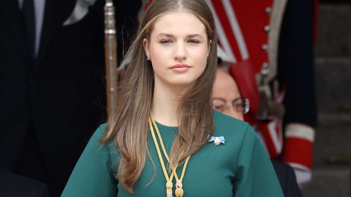 La princesa Leonor a la salida de la Solemne Sesión de Apertura de las Cortes Generales de la XV Legislatura.