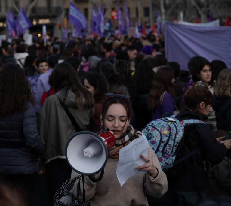 ¿Por qué no protestan los jóvenes en España?