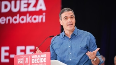 Sánchez se ensaña en Vitoria con Aznar, Ayuso y Abascal