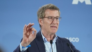 Feijóo valora "positivamente" la candidatura de Carlos Herrera a presidir la RFEF