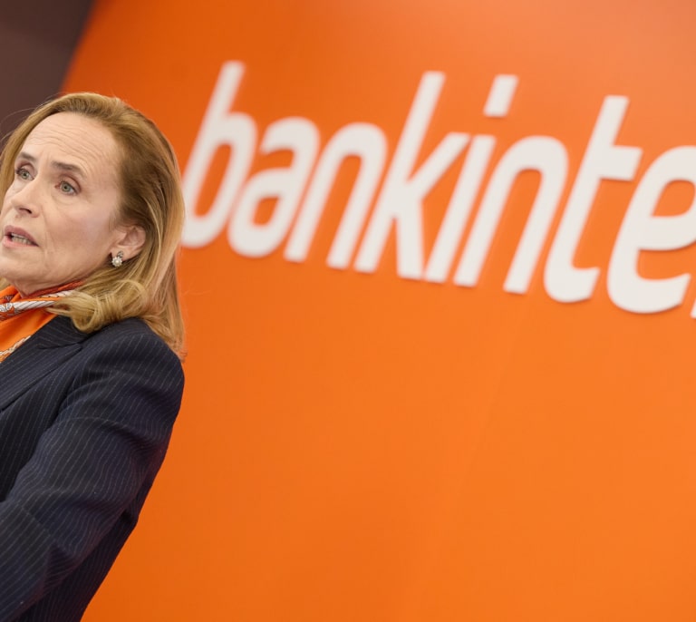 Gloria Ortiz (Bankinter) pide una propuesta concreta del impuesto: “No hablo sobre globos sonda”