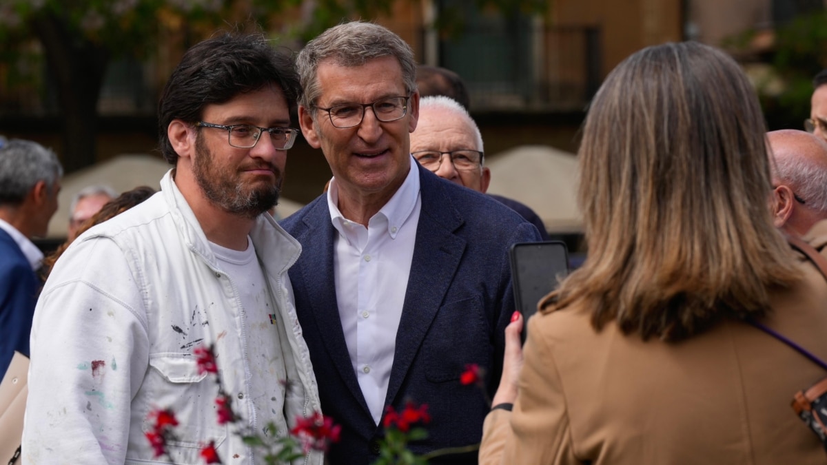 Feijóo reta a Sánchez a que acuda a un notario para romper todos sus pactos con Bildu