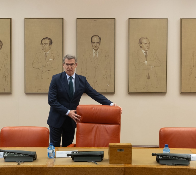 Feijóo pide la comparecencia de Sánchez en el Congreso y denuncia ante los tribunales al CIS de Tezanos