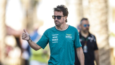 Fernando Alonso continuará en Aston Martin hasta 2026