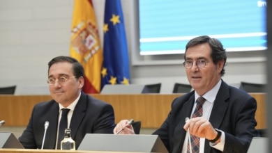 Las empresas españolas piden a Albares "profundizar" las relaciones con el norte de África