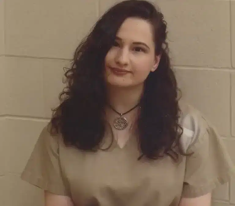 Ruptura, rinoplastia y reality: la nueva Gypsy Rose tras salir de la cárcel por asesinar a su madre