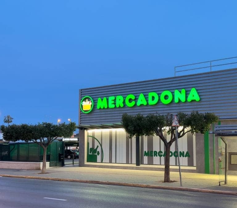 Horario de los supermercados en el puente de mayo: Mercadona, Día, Lidl y Carrefour