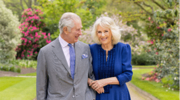 Carlos de Inglaterra retoma su agenda pública tras la "mejoría" de su salud en su lucha contra el cáncer