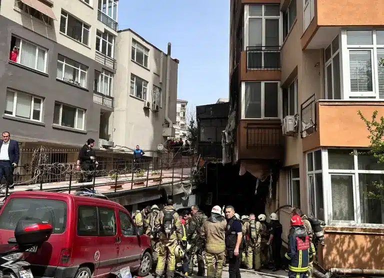 Al menos 30 muertos en un incendio de una macrodiscoteca en obras en Estambul