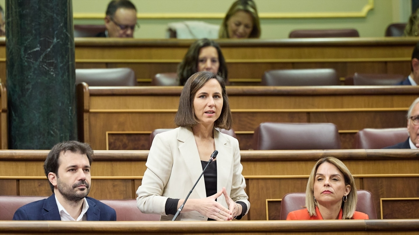 Ione Belarra, secretaria general de Podemos, interviene en la sesión de control al Gobierno, este miércoles