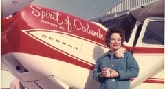 Una avioneta y dos mudas: la historia de la primera mujer en dar la vuelta al mundo