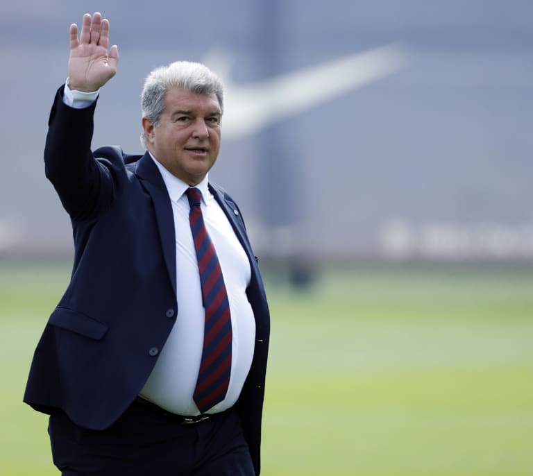 Laporta exigirá la repetición del clásico tras el polémico gol fantasma