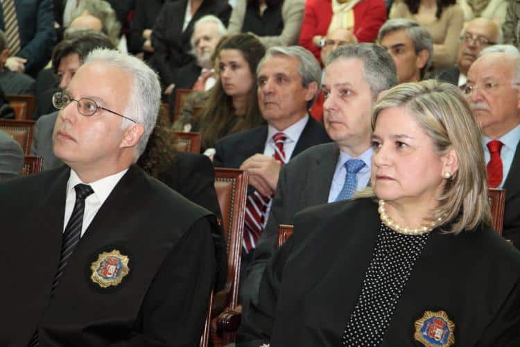 A la derecha, la fiscal María de la O Silva en su toma de posesión en la Secretaría Técnica en 2012