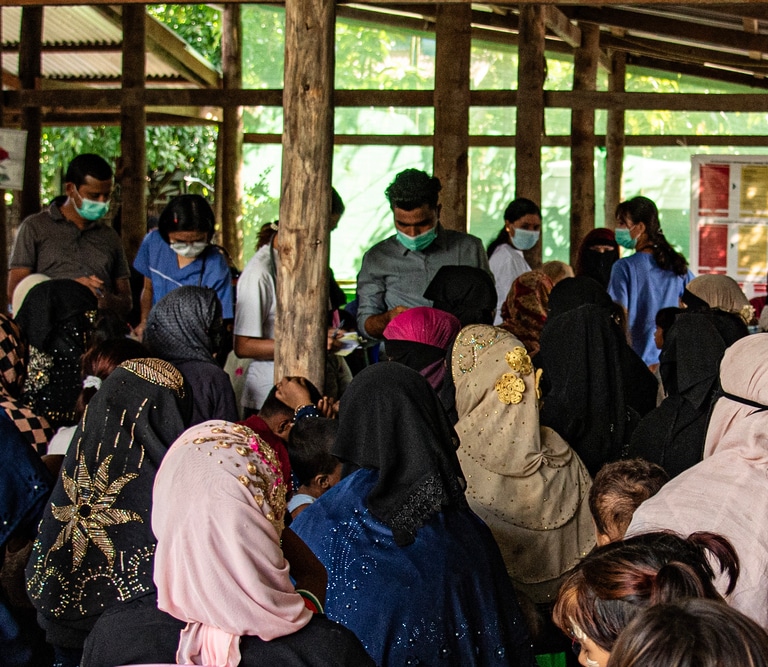 Myanmar: un conflicto sin médicos ni hospitales
