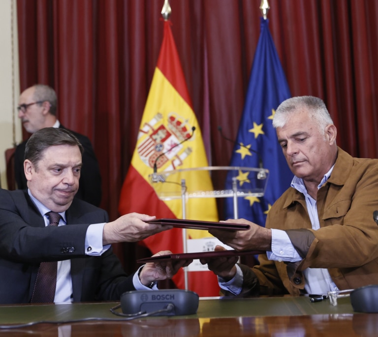 Fractura en el campo por las medidas de Planas para aplacar las protestas de los agricultores