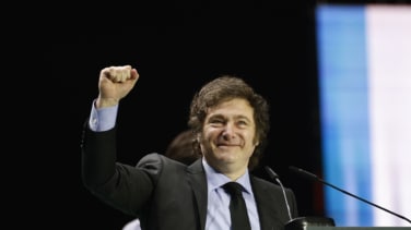 Milei, ovacionado en Vistalegre a gritos de "libertad": "Sánchez tiene a la mujer corrupta y se toma cinco días para pensarlo"