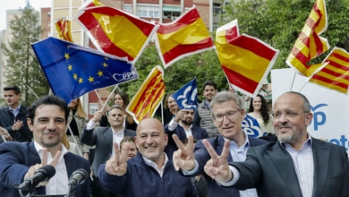 Feijóo apela a los votantes de Vox y PSC para concentrar el voto en el PP