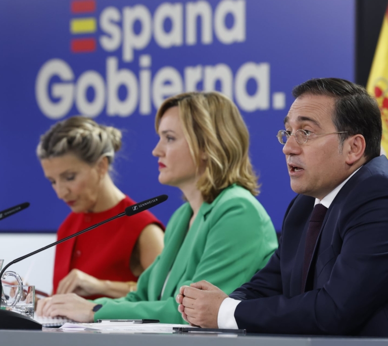 El Gobierno no descarta dificultar a Milei que vuelva a España el 21 de junio para recoger un premio