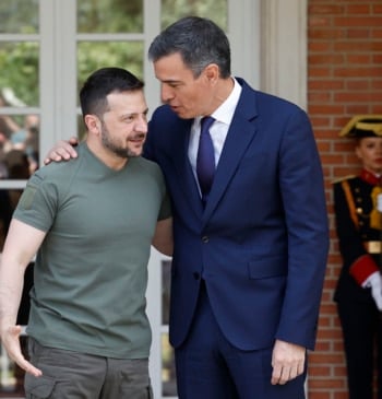 Sánchez habla con Zelenski y destaca la soberanía de su país: “Nada [...]
