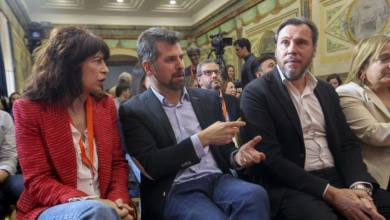 El PSOE justifica a Puente y carga contra la "desproporcionada" respuesta de Milei
