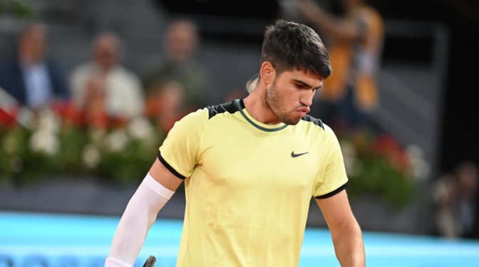 Alcaraz se cae de Roma y enciende las alarmas para Roland Garros
