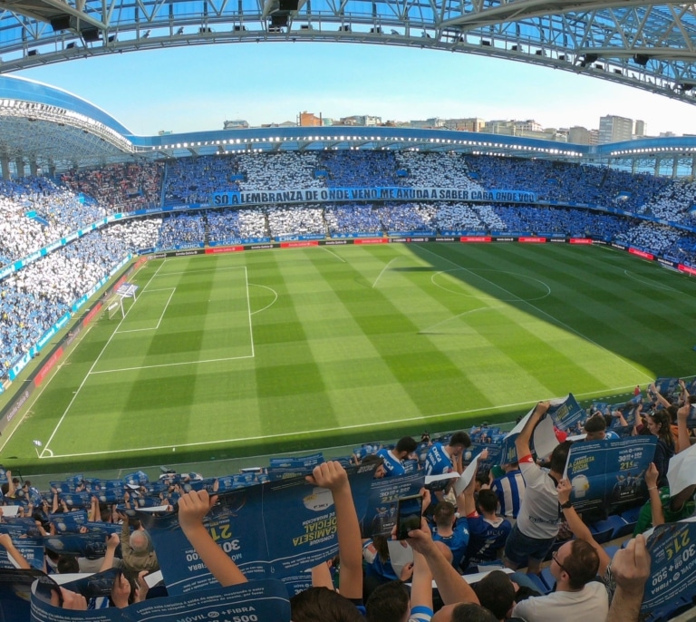 La locura del Dépor en 1ª RFEF: entradas más caras que en la semifinal de Champions y lleno en Riazor