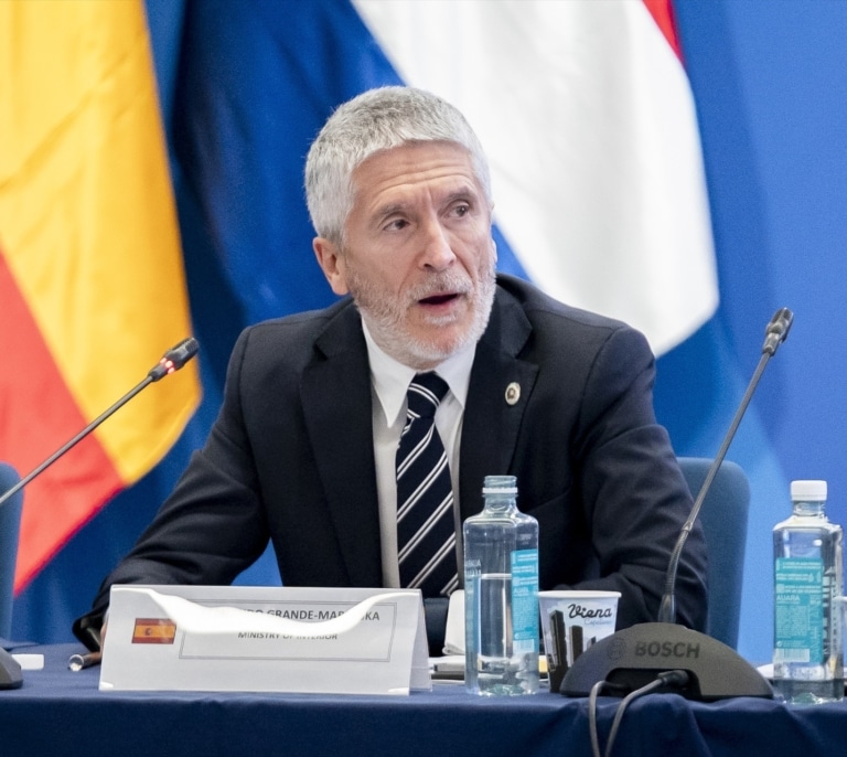 Marlaska sopesa recurrir la sentencia que anula las medallas de la Policía de 2022