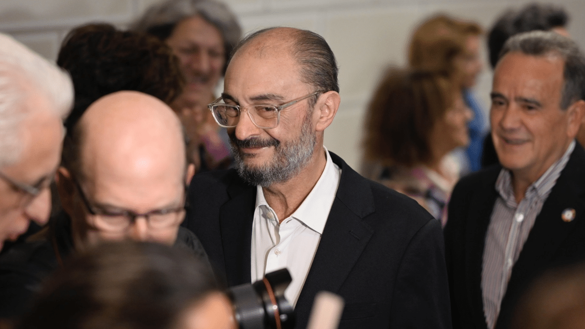 El expresidente de Aragón Javier Lambán, el pasado 18 de abril durante la presentación de su libro ‘Una emoción política’, en la Diputación de Zaragoza.